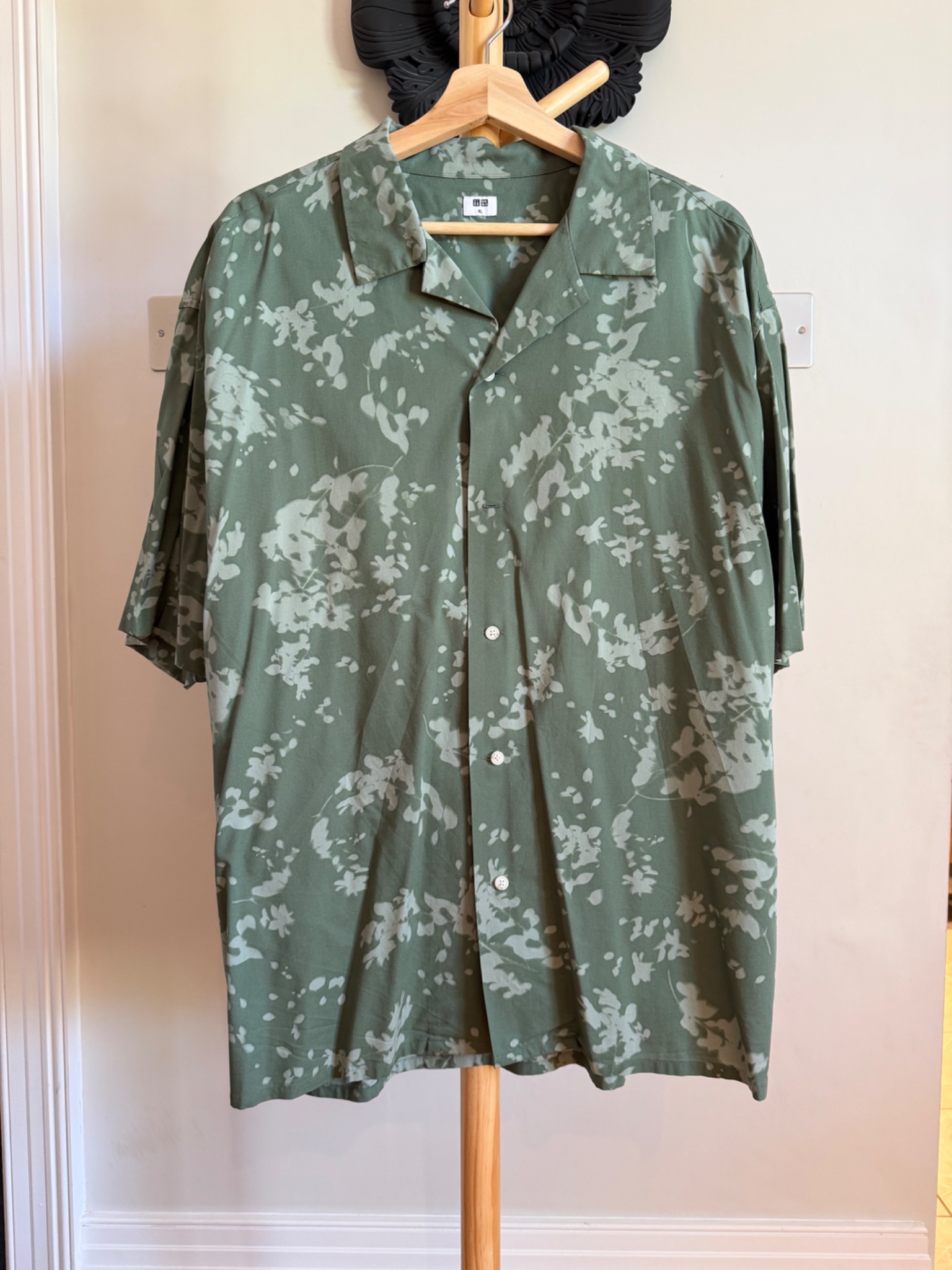 Uniqlo Patterned Short Sleeve Shirt - detail 4
