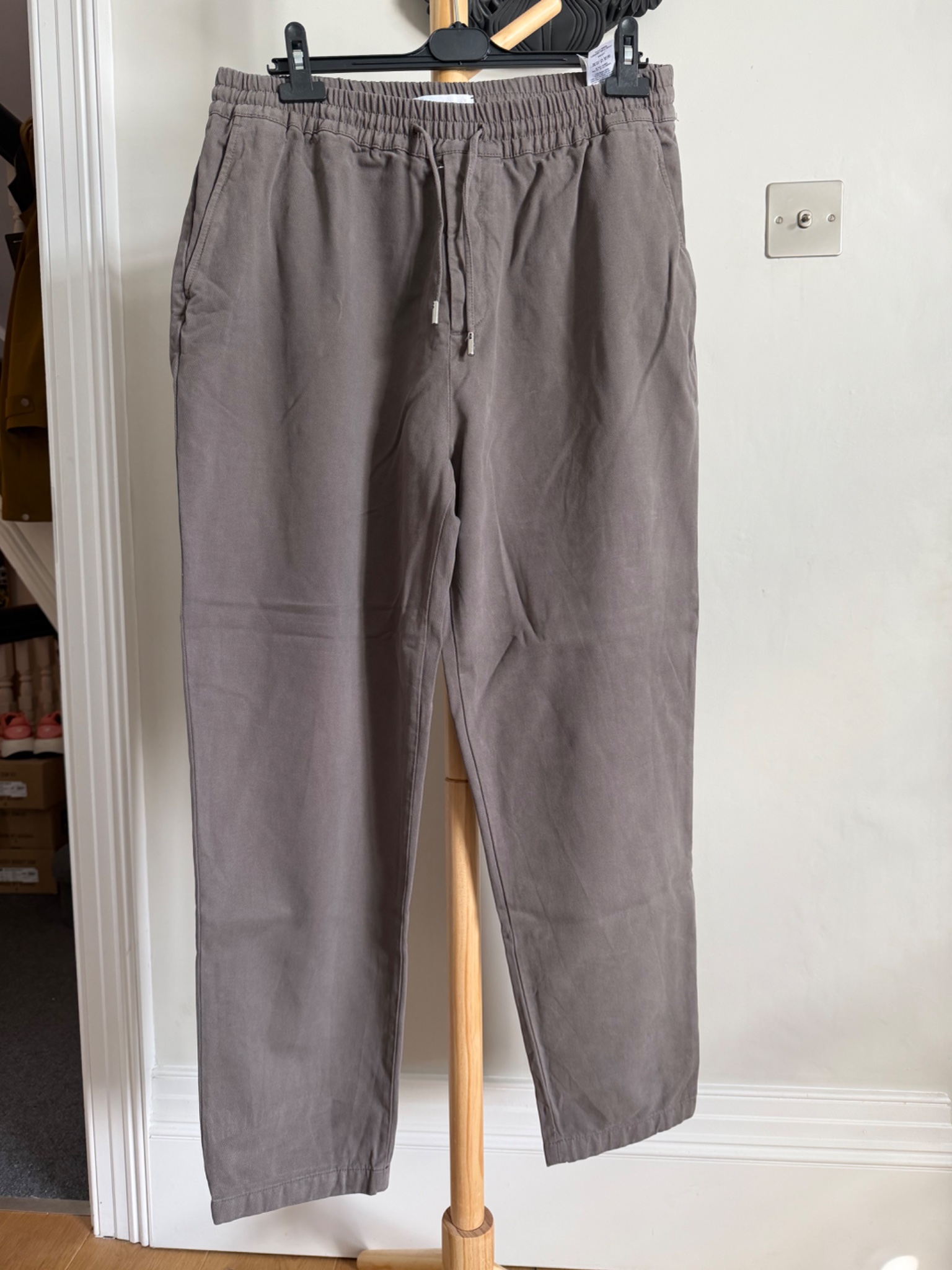 Mr P. Trousers - detail 5