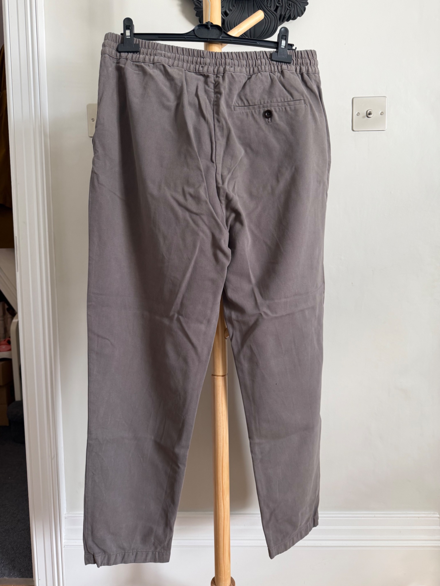 Mr P. Trousers - detail 4