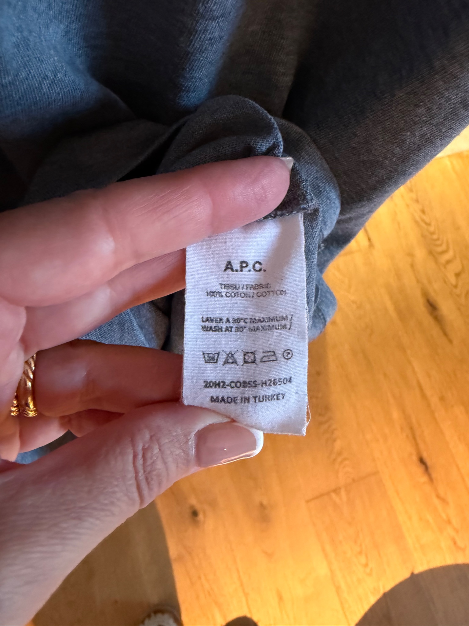 A.P.C. Classic Cotton T-Shirt - detail 3