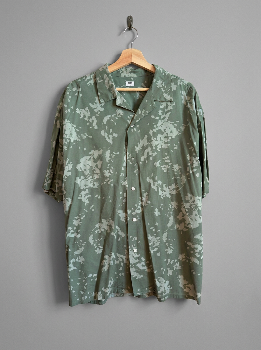Uniqlo Patterned Short Sleeve Shirt